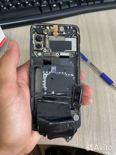 Xiaomi Mi9 SE 128Gb Ram 6Gb на запчасти