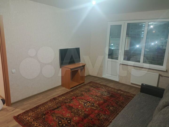 2-к. квартира, 47 м², 4/9 эт.