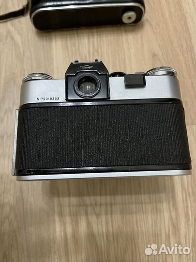 Фотоаппарат Zenit E с объективом Mir - 1 и чехлом