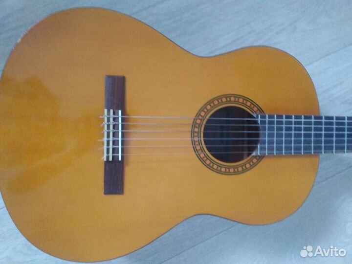 Гитара yamaha CS40