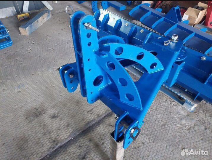 Задний грейдерный отвал 2,5м