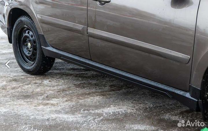 Накладки на пороги гранта (LADA granta)