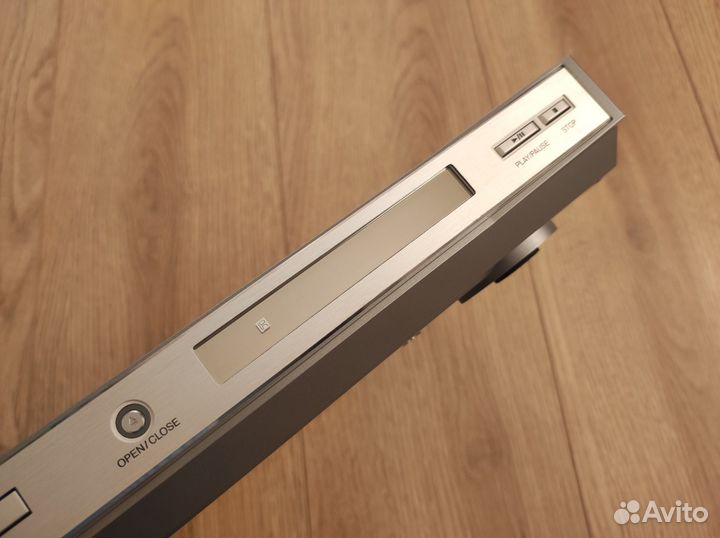 DVD-проигрыватель bbk dv985s