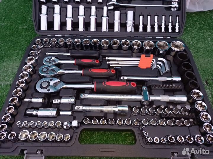 Набор инструментов new epoch 151 предмет