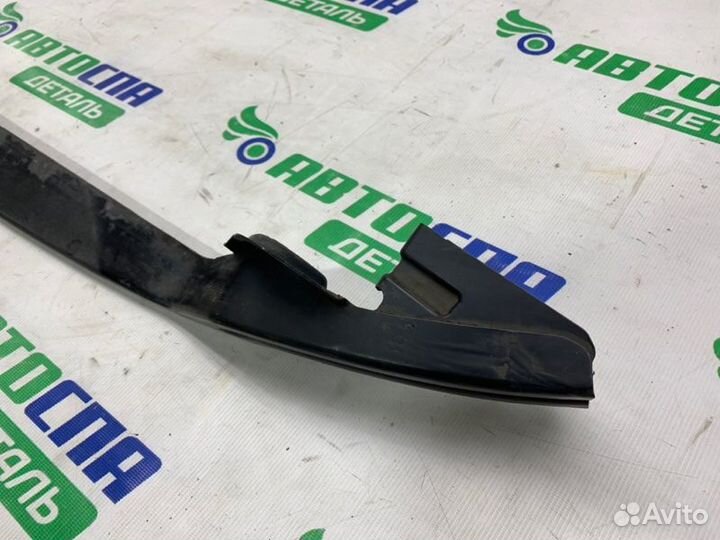 Усилитель бампера передний Volkswagen Touran 1