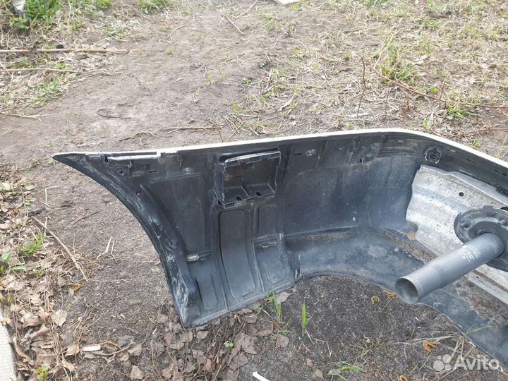 Продам на бмв е39 бампер задний рестайлинг Оригина