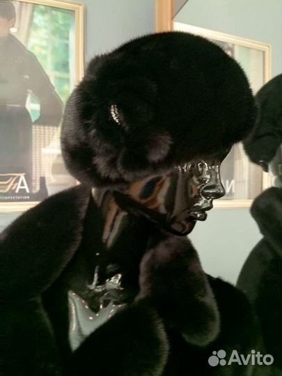 Берет норковый новый
