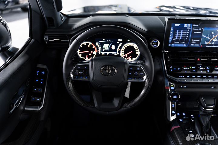 Toyota Land Cruiser 3.3 AT, 2023, 2 км