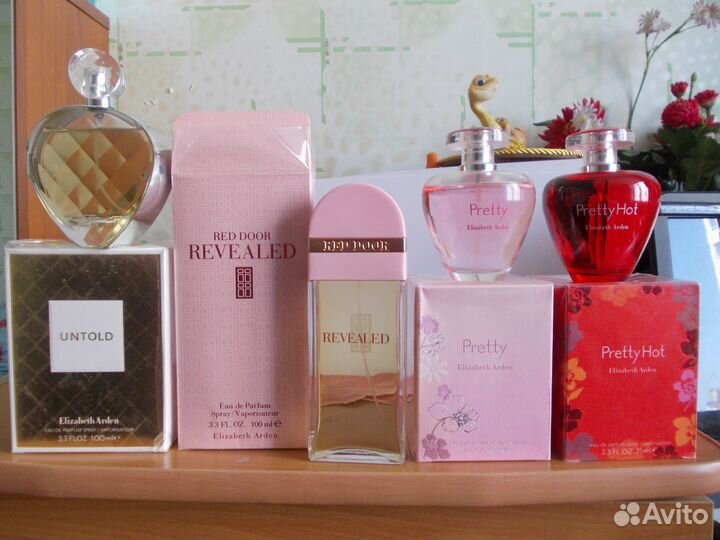 Eisenberg.Elie Saab.E.Pucci.Elizabeth Arden жен