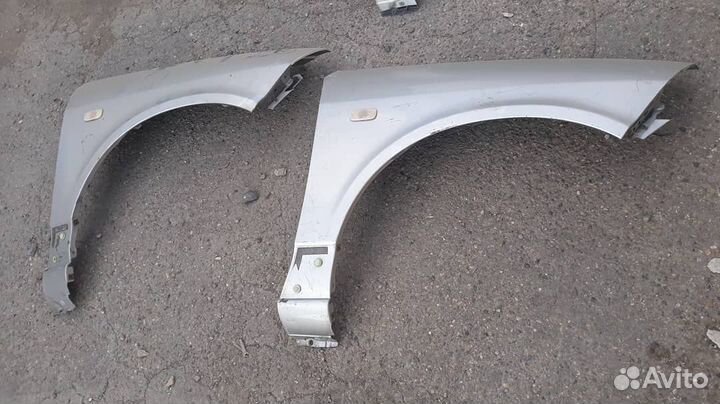 Крыло правое nissan wingroad y11 2я модель