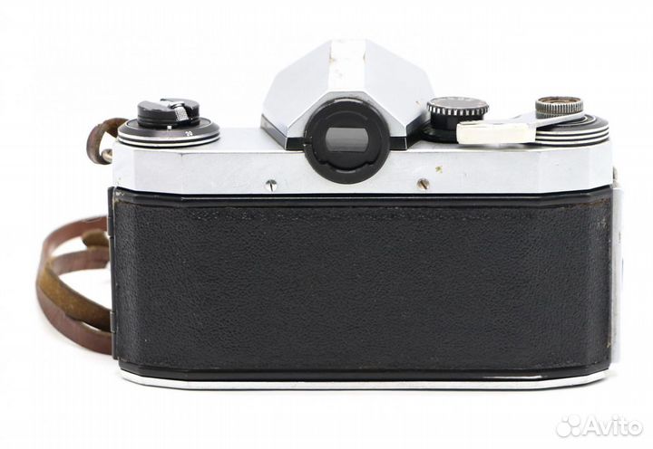 Praktica Super TL body (Germany, 1971)