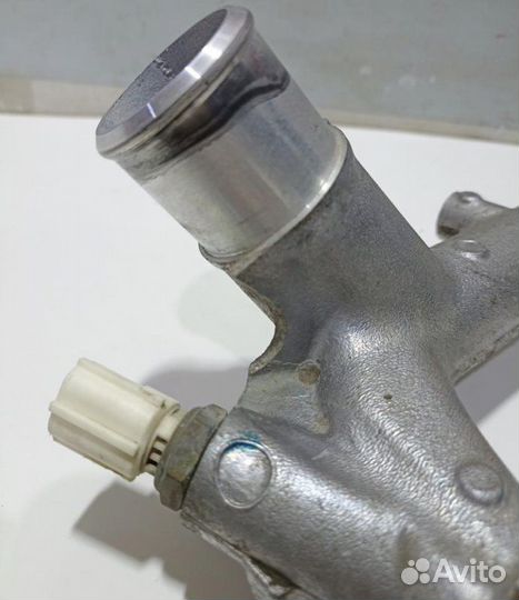 Фланец системы охлаждения Lexus Gx460 13-19