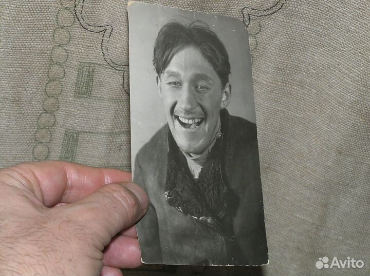 3 фото с 2 автографами актера мхата Конского