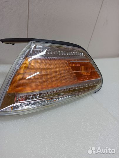 Поворотники (габариты) Toyota Mark 2 100 новые,пар