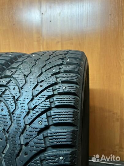 Pirelli Formula Ice 225/65 R17