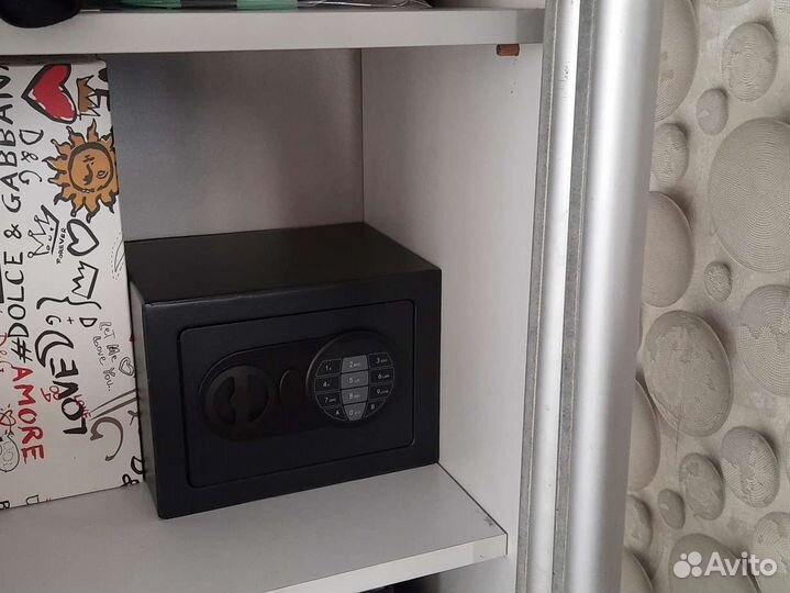 Сейф в наличии