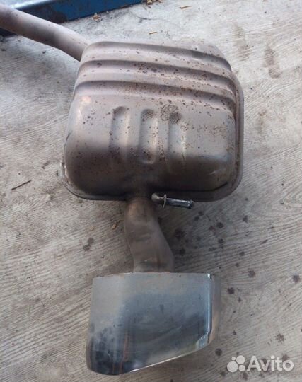 Хюндай Соната 7 Глушитель правый