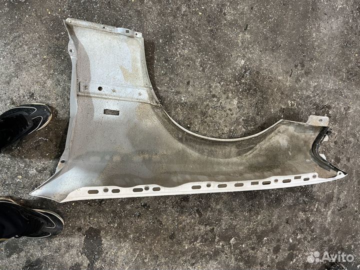 W202 крыло правое