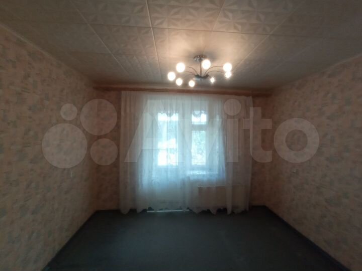 4-к. квартира, 77 м², 1/5 эт.