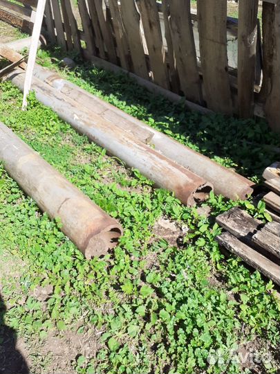 Трубы 200, 130 мм., швеллер 400 мм и двутавр