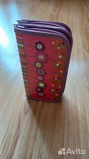 Пенал школьный новый