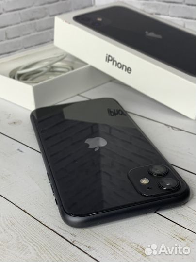 iPhone 11, 128 ГБ
