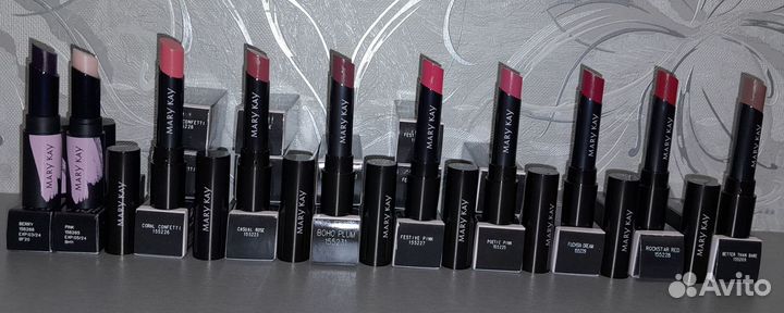 Помада Mary Kay