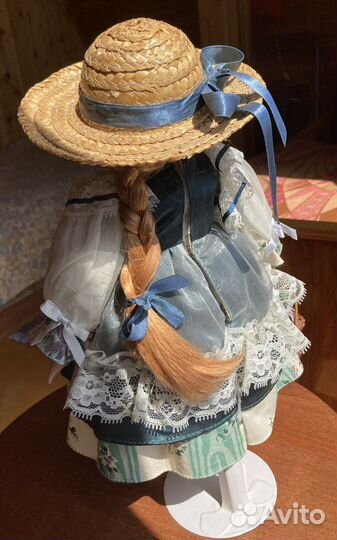 Кукла фарфоровая коллекционная Remeco collection