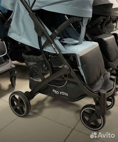 Прогулочная коляска новая