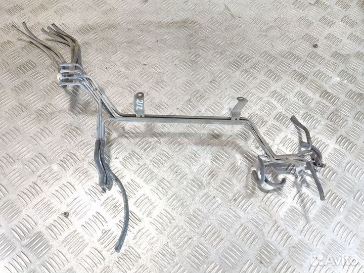 Трубка топливная Honda Legend 1991-1996