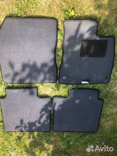 Автомобильные коврики ворсовые