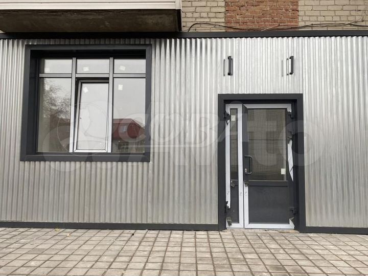 Сдам торговое помещение, 60 м²