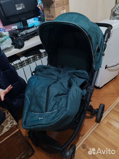 Коляска прогулочная