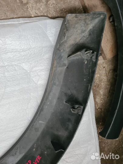Накладка крыла передняя правая Land Rover