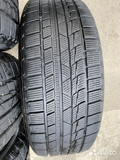 Tourador Winter Pro TSU2 215/55 R17