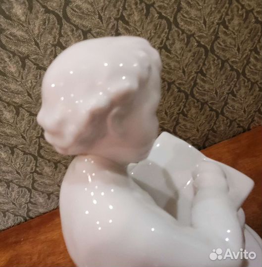 Статуэтки Юный Ленин лфз