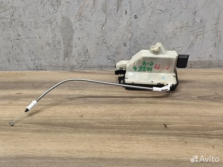 Замок двери передний правый Citroen C4 II (2010—2016)