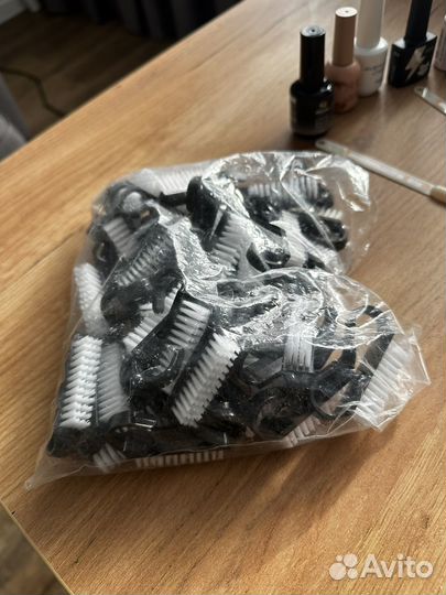 Материалы для маникюра