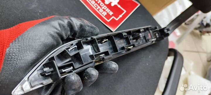 Молдинг крыла BMW 6 F06