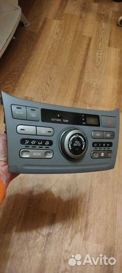 Блок управления климатом контроля тойота Noah