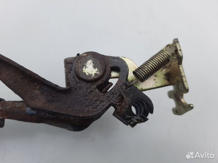 Ручка открывания багажника и лючка Hyundai Accent