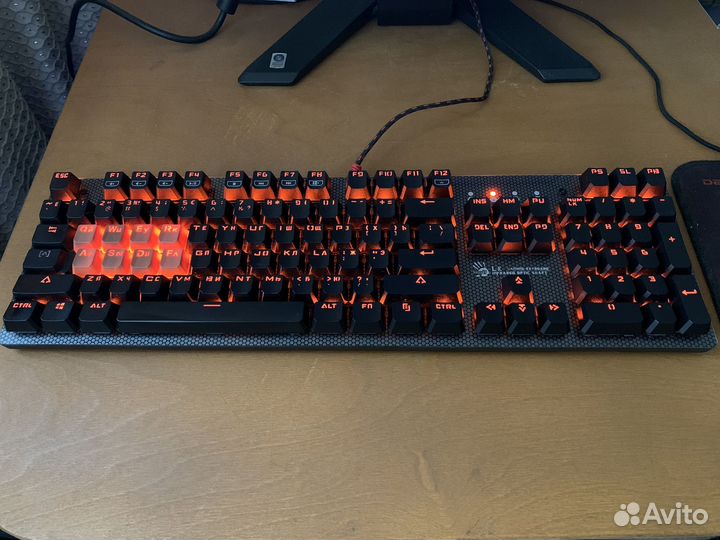 Механическая клавиатура A4tech Bloody B800