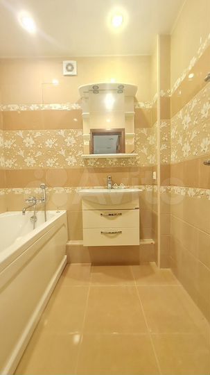 2-к. квартира, 61,3 м², 4/10 эт.