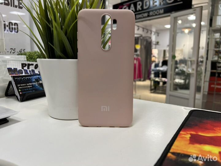 Чехлы Xiaomi Redmi Note 8 Pro