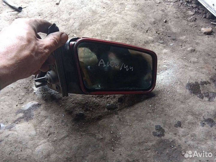 Зеркало Audi 100 C3
