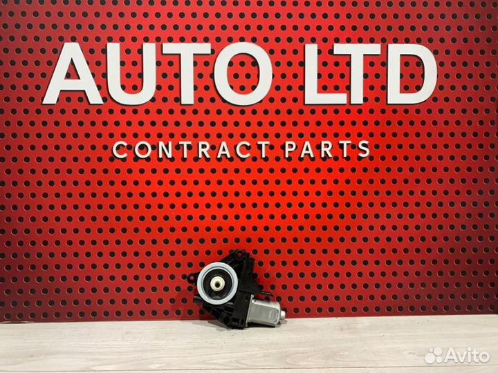 Моторчик стеклоподъемника задний правый Volvo Xc60