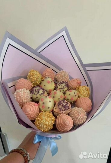 Букеты из клубники в шоколаде