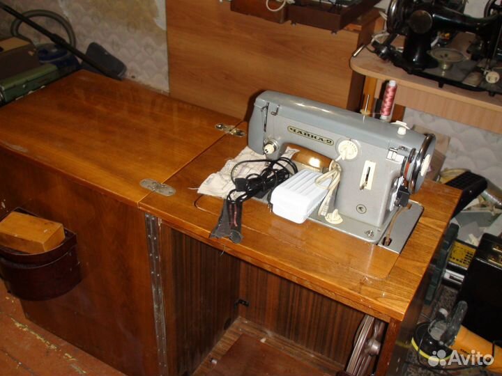 Швейная машина чайка 2