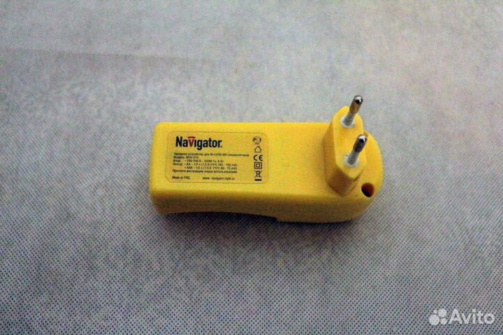 Зарядное устройство Navigator NCH-215