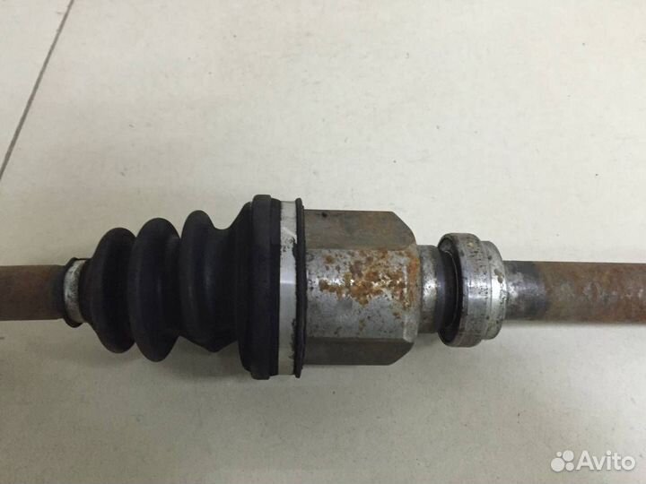 Привод передний правый Citroen C4 2005-2011